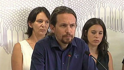 Iglesias dice que si Zapatero hubiera sido tan "valiente" como Tsipras el PP no gobernaría