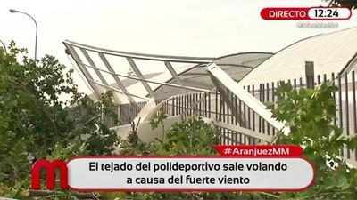 La fuerte tormenta arrasa un polideportivo de Aranjuez