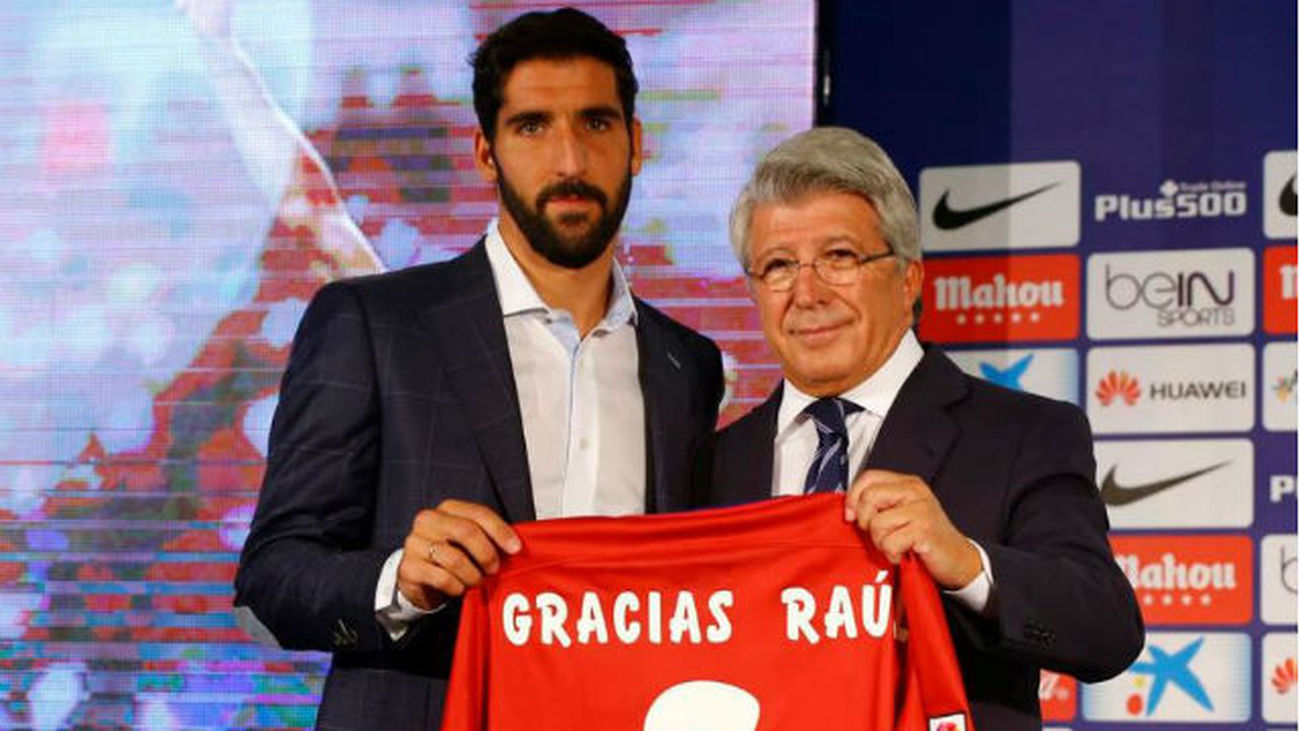 Raúl García: "Soy demasiado competitivo para jugar solo ratos"