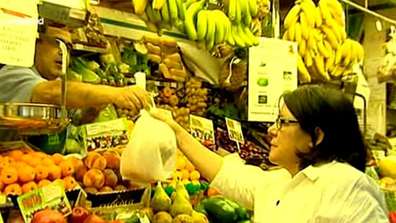 La confianza de los consumidores marca nuevo máximo en agosto en 105,9 puntos