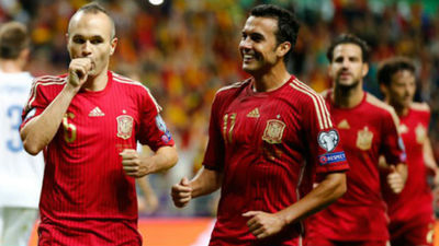2-0. España gana a Eslovaquia y se acerca a la Eurocopa 2016