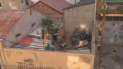 Se incendia una chatarrería en Tetuán