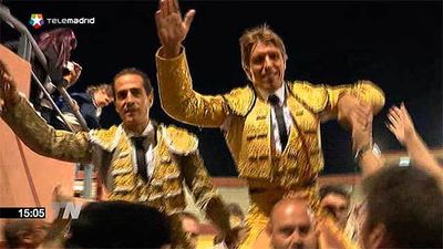 El Cordobés y Fandiño salen a hombros en Parla