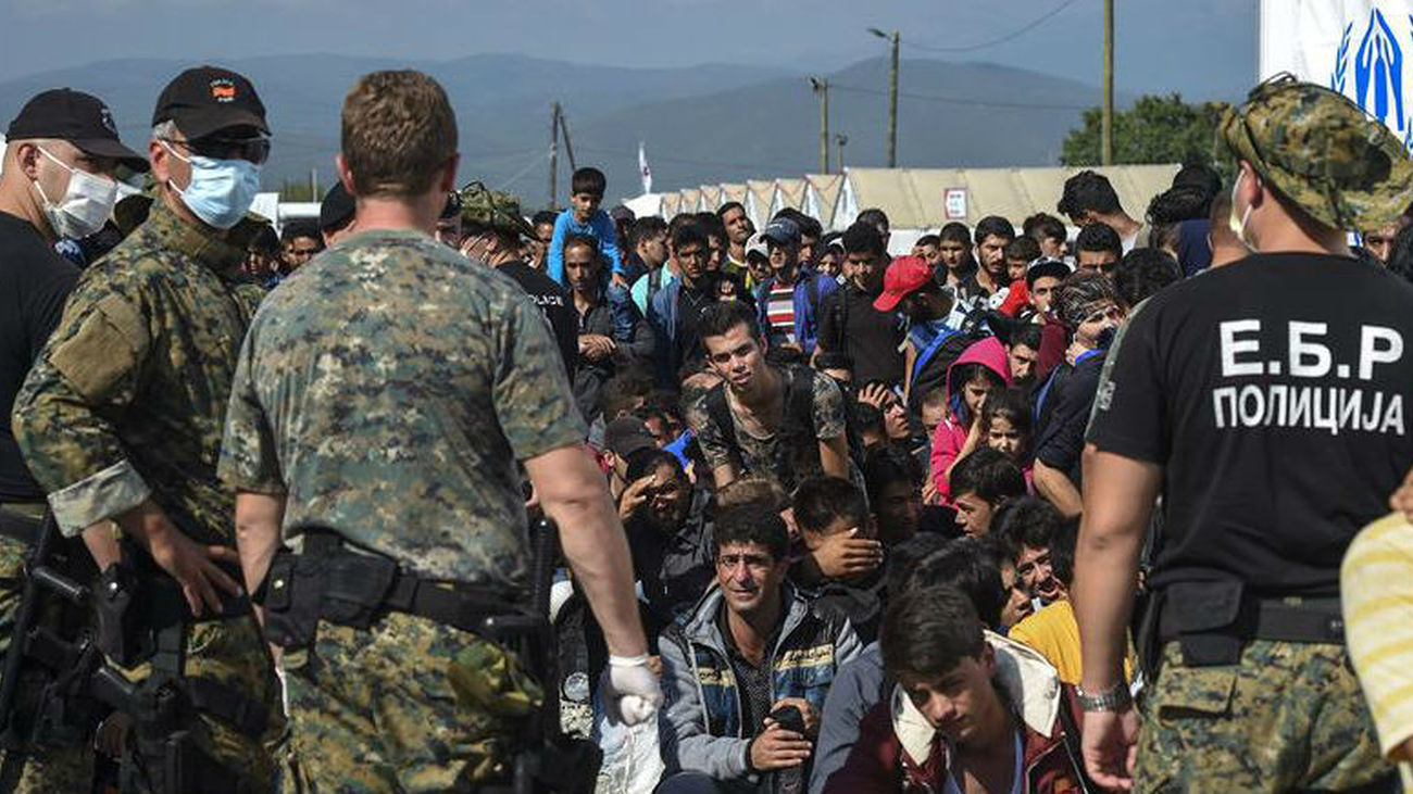 Los refugiados cogen ruta por Croacia, al dejarles pasar de camino a Alemania