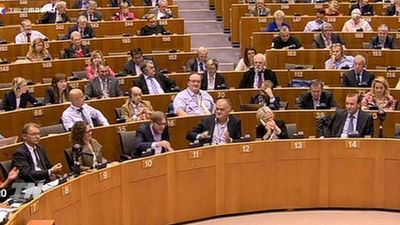 La UE recrimina a Hungría que las vallas y la violencia no son la solución