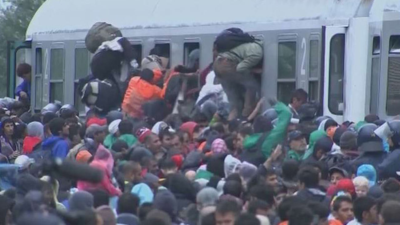 Más de 25.000 refugiados han pasado por Croacia desde el miércoles
