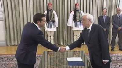 Tsipras se convierte en primer ministro de Grecia un mes después de dimitir