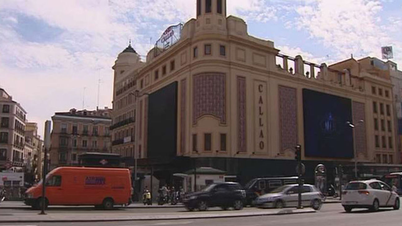 La Gran Vía se cierra este martes al tráfico privado hasta las 14.00 horas