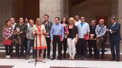 Asociaciones LGTBI piden a Cifuentes "unidad" y apoyo educativo y sanitario