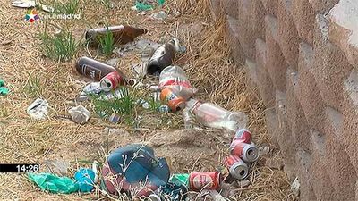 Vecinos de Tetuán denuncian que los servicios de limpieza no pasan desde hace semanas