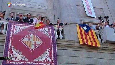 Alfred Bosch (ERC) se disculpa por colgar la estelada en el balcón del Ayuntamiento de Barcelona