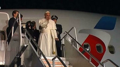 El papa Francisco se despide de EEUU y pone rumbo a Roma