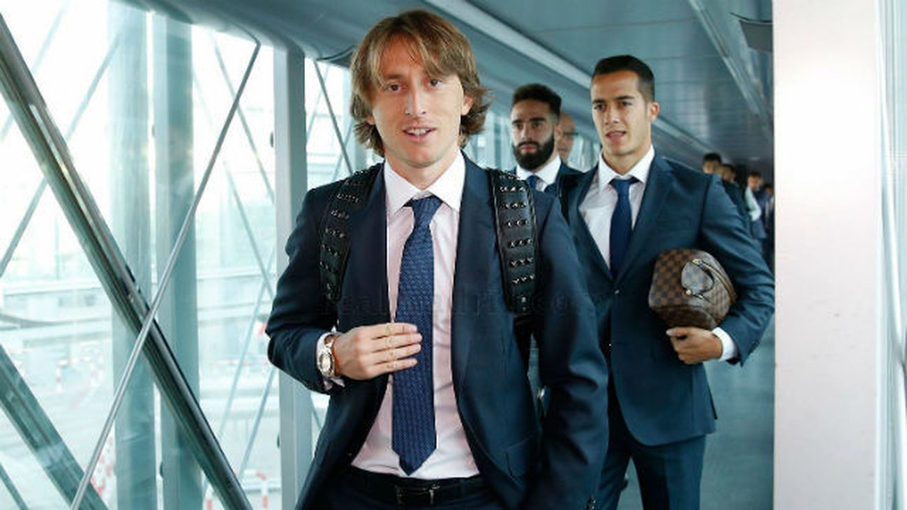 Benítez no fuerza a Ramos ni James; Jesé viaja a Suecia