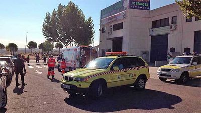 Una mujer herida grave y un motociclista leve en un accidente en Arganda