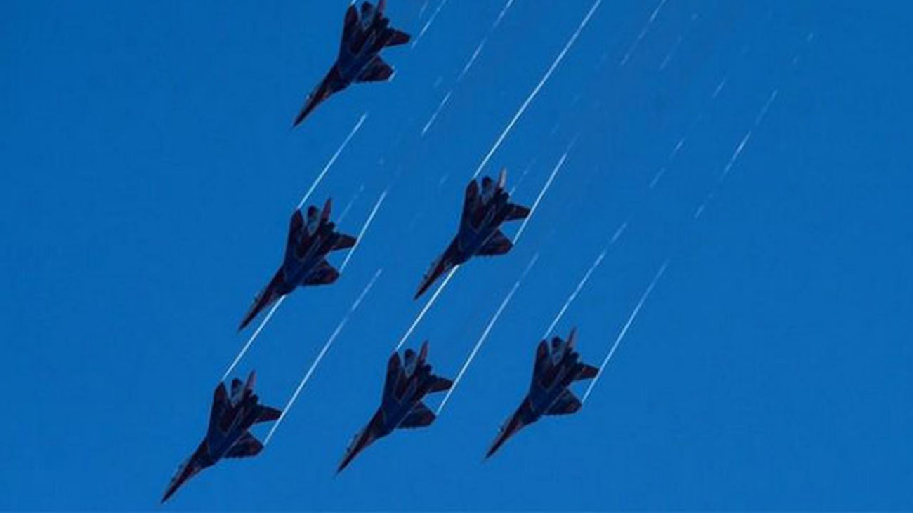 Treinta aeronaves ensayan el desfile del Doce de Octubre