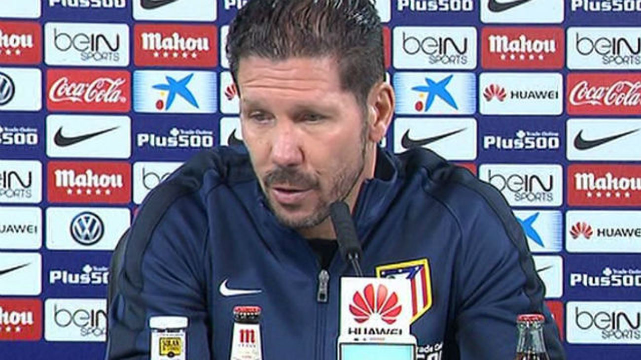 Simeone: "Posiblemente arranquemos con tres delanteros"