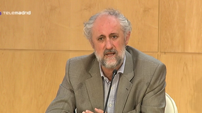 Carmena rompe con las agencias de calificación Fitch y Standard & Poor's