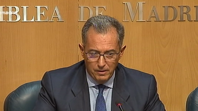 La oposición acusa al PP de "maquillar" los presupuestos, que el PP califica de "realistas"