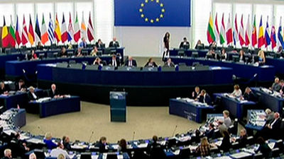 Iglesias llega tarde al debate sobre la crisis de refugiados en la Eurocámara