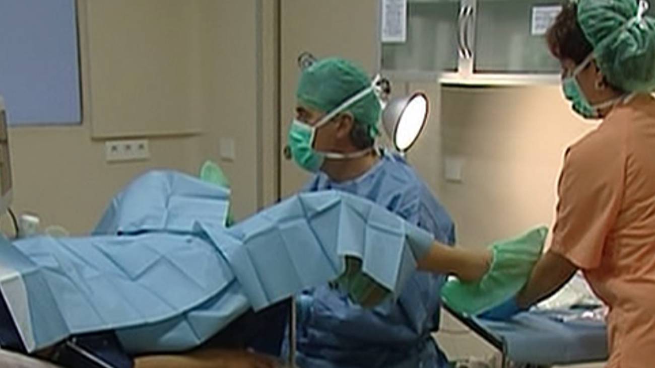 Cifuentes anuncia que Madrid dará reproducción asistida a todas las mujeres