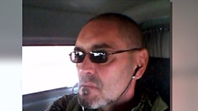 Un ex edil del PP vasco que combate al Estado Islámico busca ayuda para volver