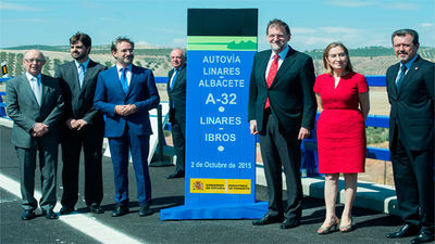 Rajoy inaugura en Granada el último tramo de la A-7