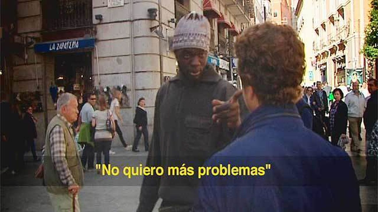 Los manteros del centro, cada vez más agresivos