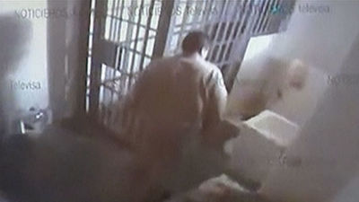 Los guardas tardaron 26 minutos en descubrir la fuga del 'Chapo', según un vídeo