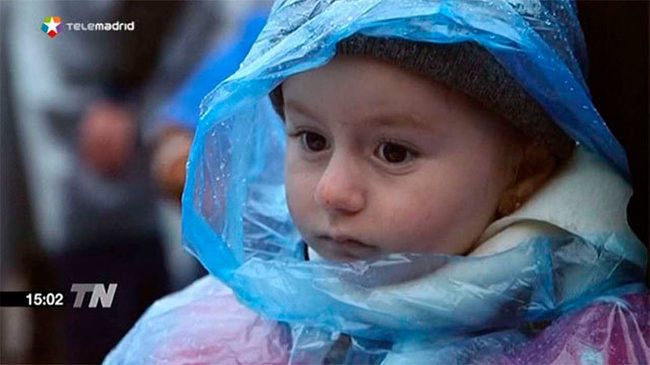 Croacia abre un paso fronterizo para permitir la entrada a miles de refugiados