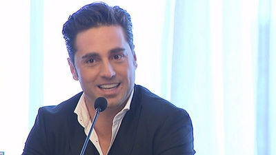 Bustamante presenta su biografía "El sueño se hizo realidad"