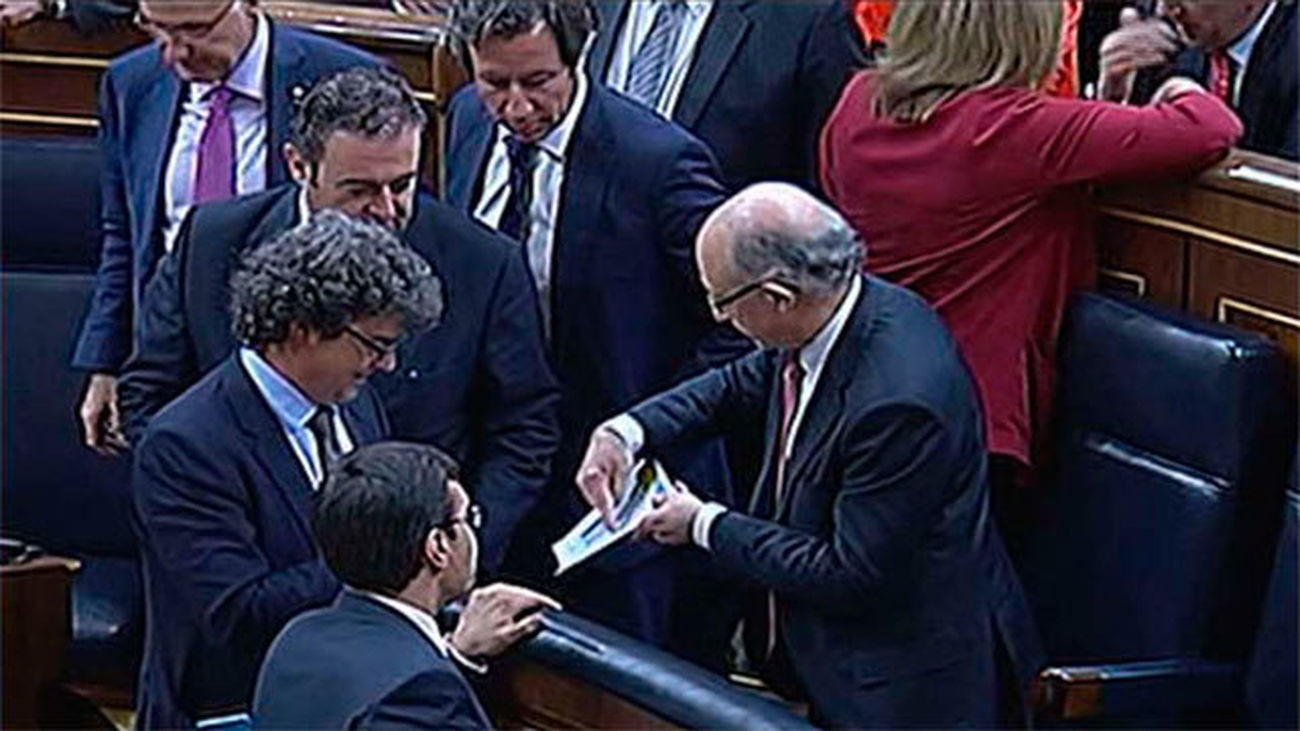 El Congreso aprueba de manera definitiva los Presupuestos para 2016