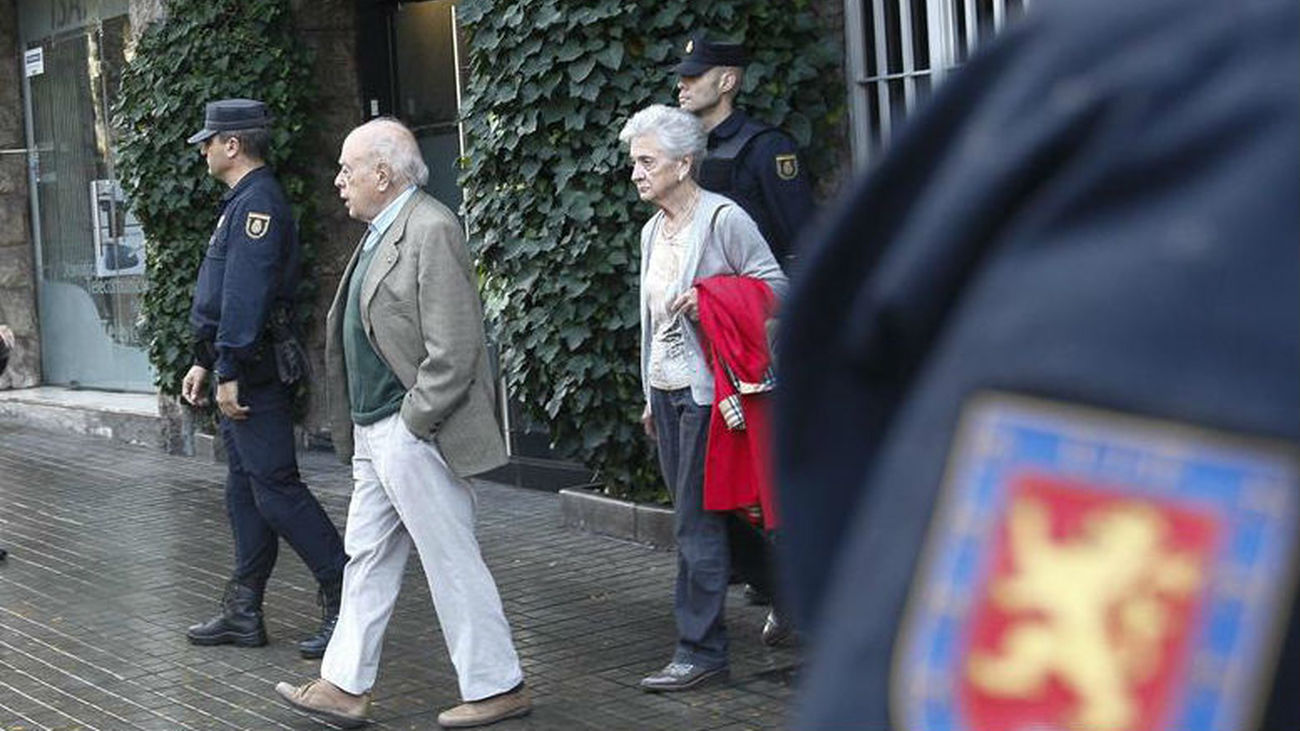La justicia registra la casa de Pujol e imputa a otros dos hijos por blanqueo