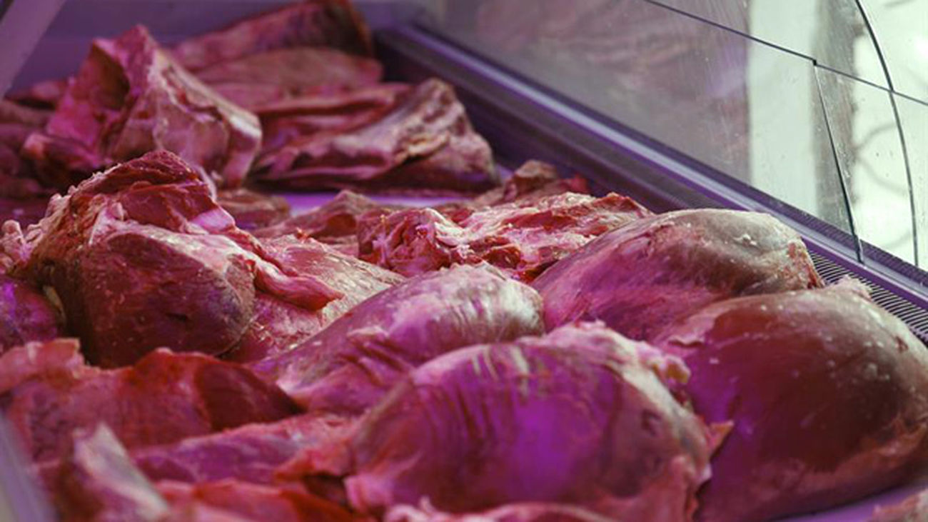 Sanidad reitera que comer carne dos o tres veces por semana no produce cáncer
