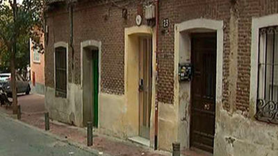 Tres detenidos por vender droga en dos casas de Puente de Vallecas