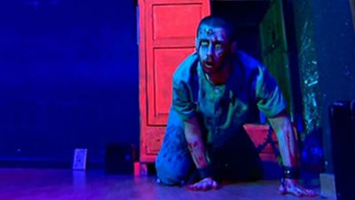 Atrapado con un zombi