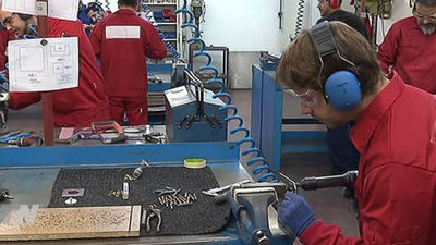 El Gobierno propone a los sindicatos  una subida del SMI del 1% para 2016