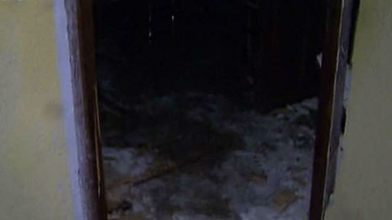 Cuatro personas intoxicadas por humo en un incendio en Coslada