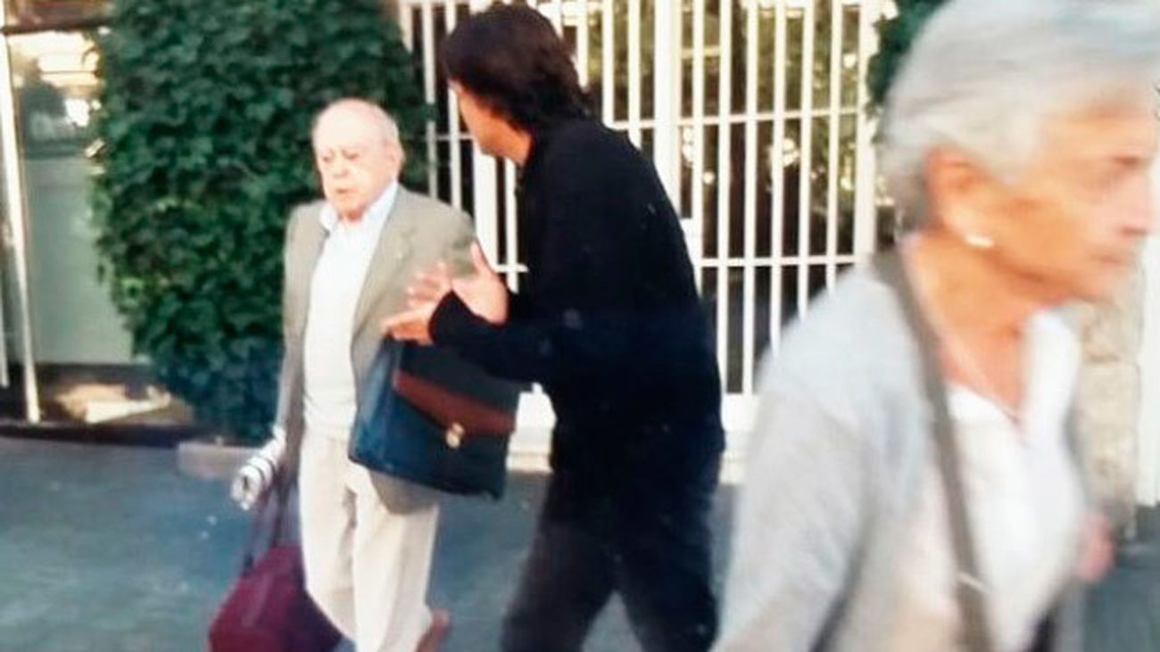 Ciudadano Cake: Cataluña, república independiente. Capital, Andorra