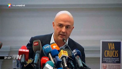 Dos libros con documentos secretos muestran las tensiones en la Iglesia de Francisco