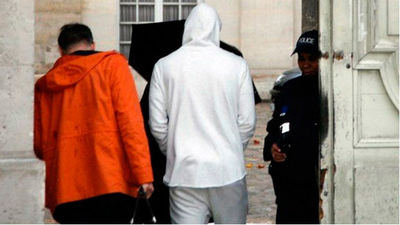 Benzema, imputado por el chantaje a Valbuena y bajo control judicial