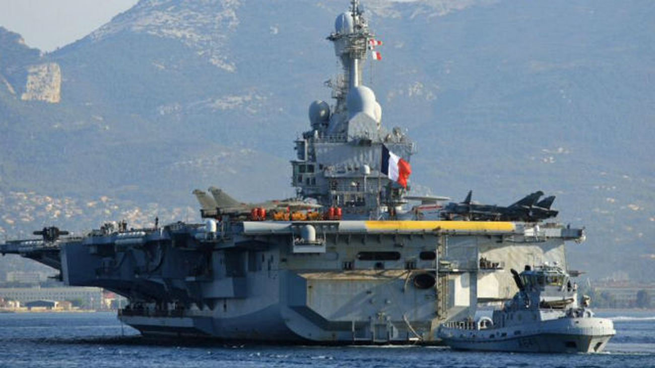 Francia vuelve a enviar su portaaviones para combatir al Estado Islámico