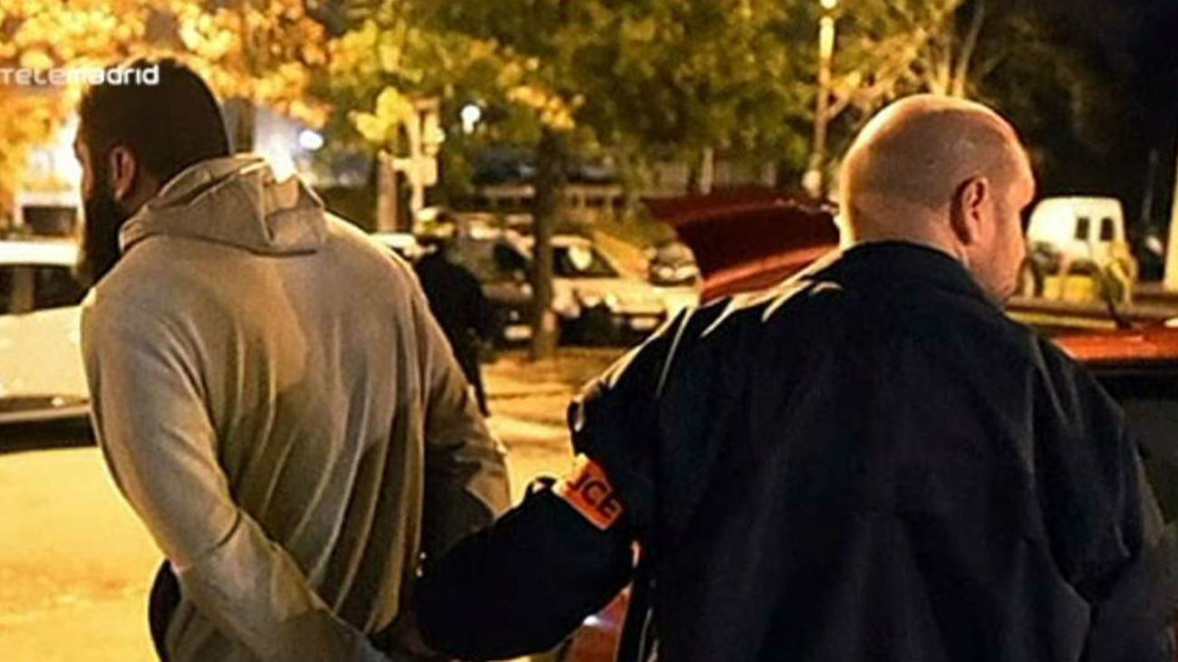 Los cinco terroristas suicidas  identificados habían pasado por Siria