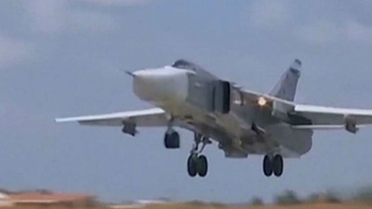 Mueren 33 miembros del Estado Islámico en 3 días de bombardeos galos en Al Raqa en Siria