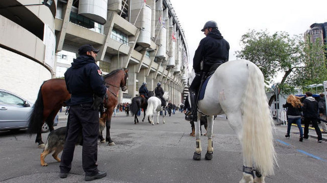 Más de 2.500 efectivos de seguridad y emergencias velarán por el 'clásico'