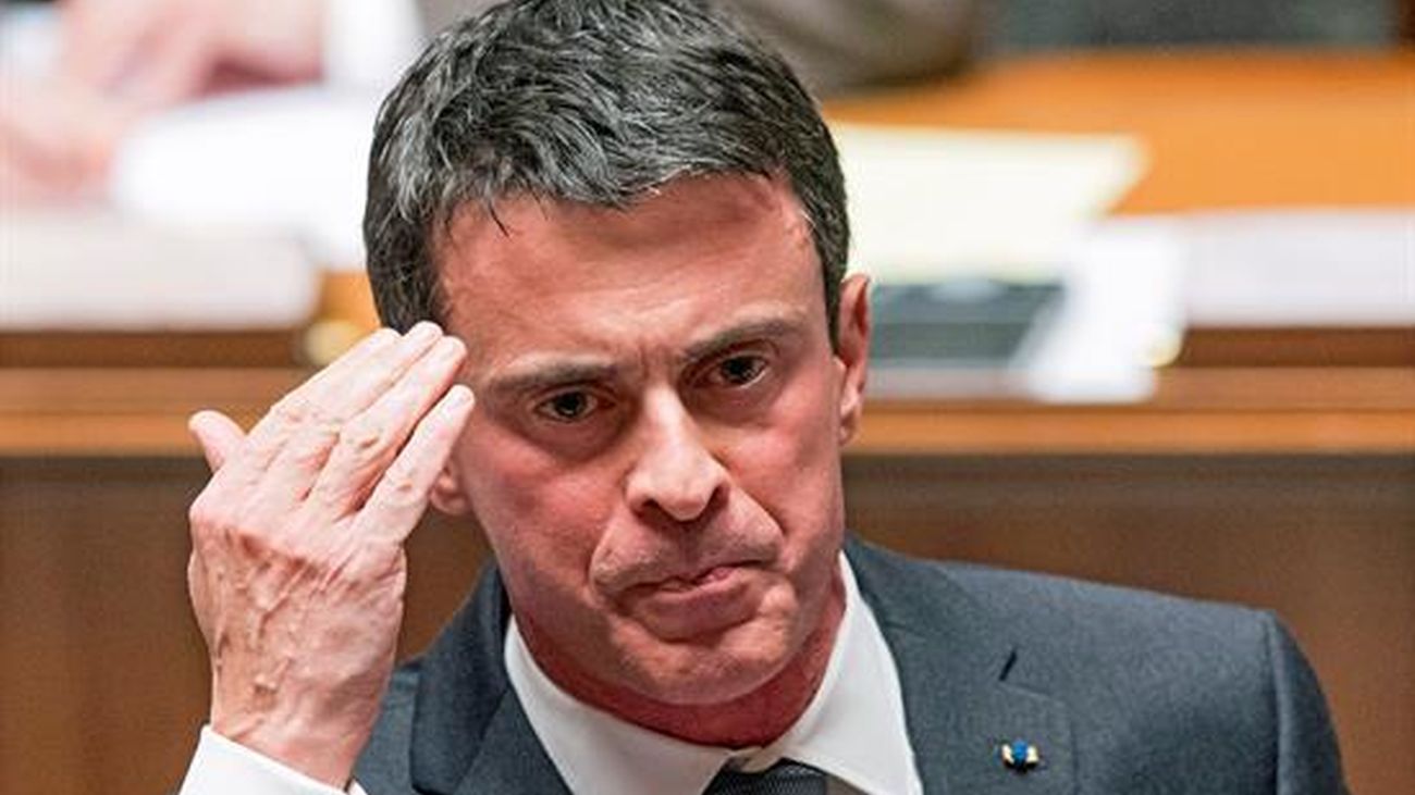Valls supera la moción de censura contra su reforma laboral