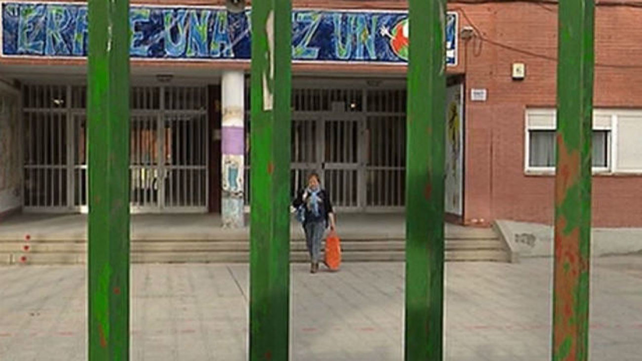 Una niña de 4 años grave tras caerse por una ventana de su colegio en Getafe