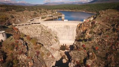 Robledillo de la Jara: La senda del Genaro y la Presa de El Villar