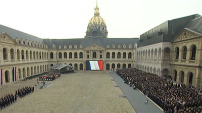 Hollande: Francia "hará lo posible para destruir" al ejército de fanáticos