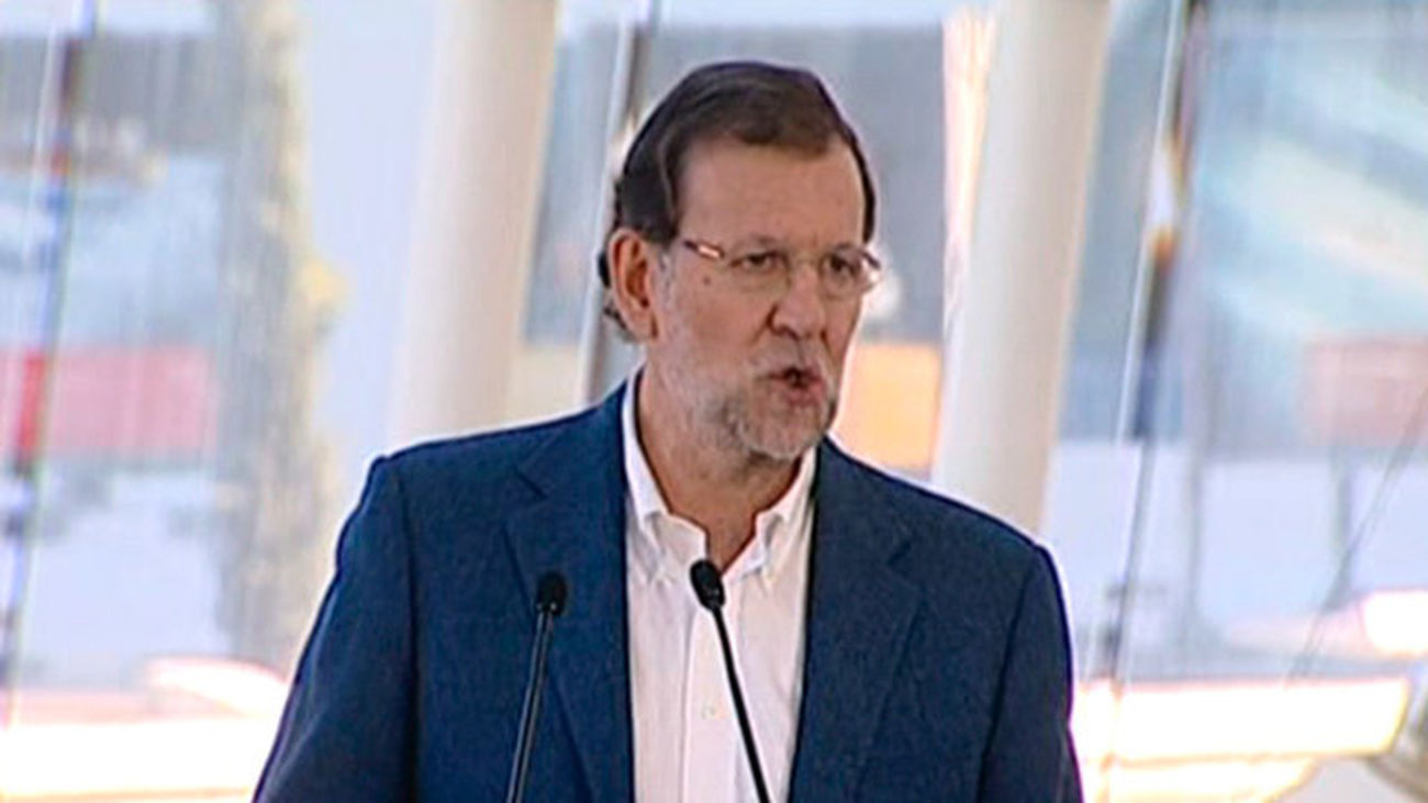 Rajoy promete bajar el IRPF con un tipo mínimo del 17% y un máximo del 43%
