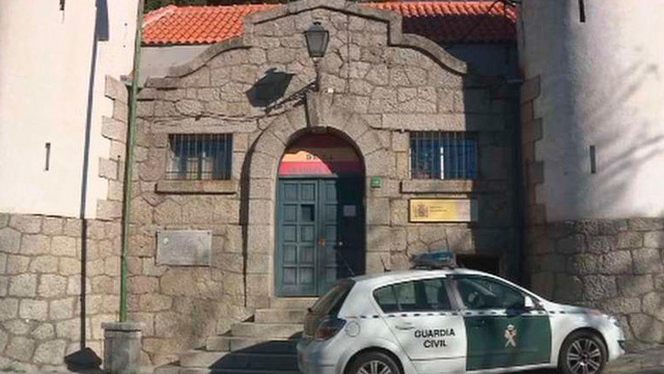 La juez del 'caso Cuarteles' amplía la investigación tras apreciar indicios de cohecho